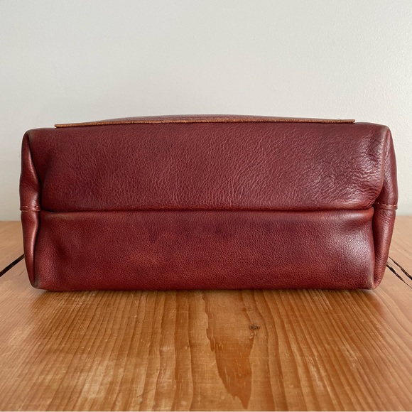 Portland Leather Goods NUTMEG Medium Crossbody Zippered Tote w/ Free Flair 🤎 - Picture 6 of 16